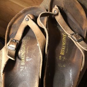 Size 39 excellent used condition